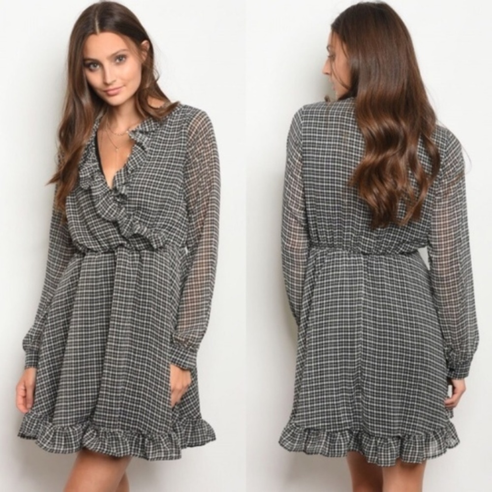 Checkered Long Sleeve Ruffled Dress